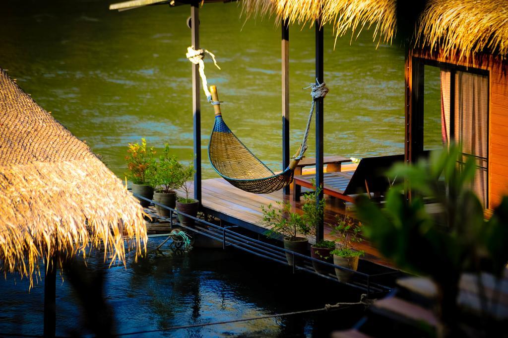 Boutique Raft Resort, River Kwai Sai Yok Ngoại thất bức ảnh
