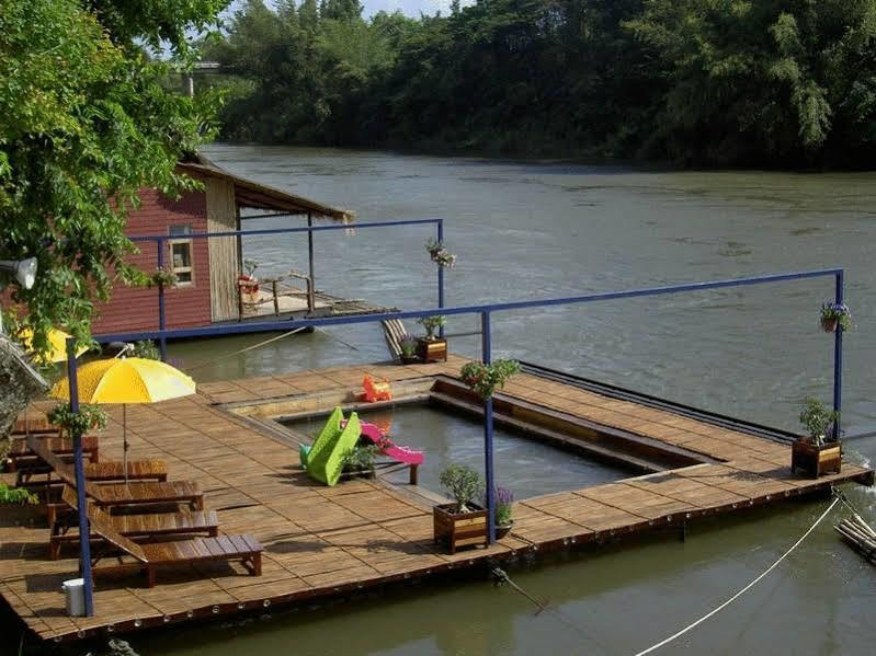 Boutique Raft Resort, River Kwai Sai Yok Ngoại thất bức ảnh