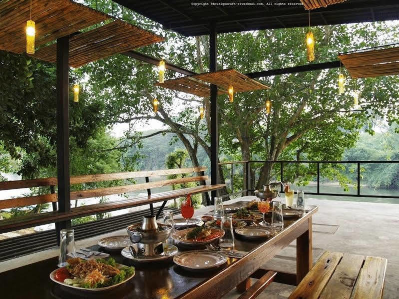 Boutique Raft Resort, River Kwai Sai Yok Ngoại thất bức ảnh