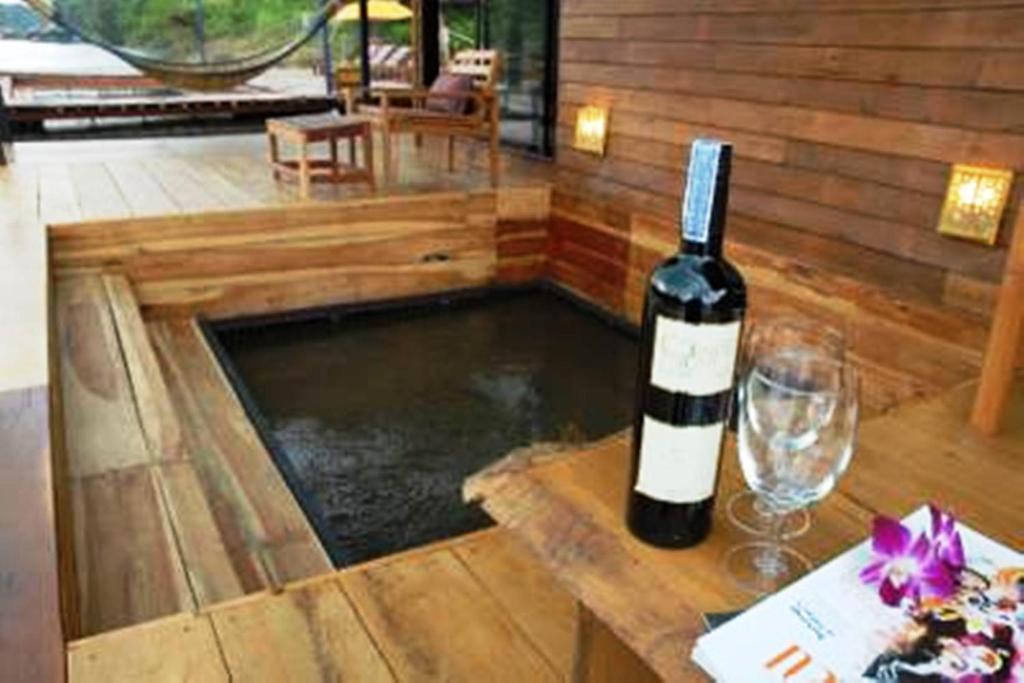 Boutique Raft Resort, River Kwai Sai Yok Phòng bức ảnh