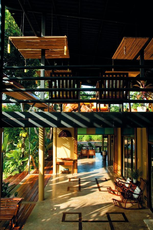 Boutique Raft Resort, River Kwai Sai Yok Ngoại thất bức ảnh